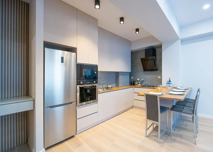 Gg Home -2Br Apartment With Fantastic View To City