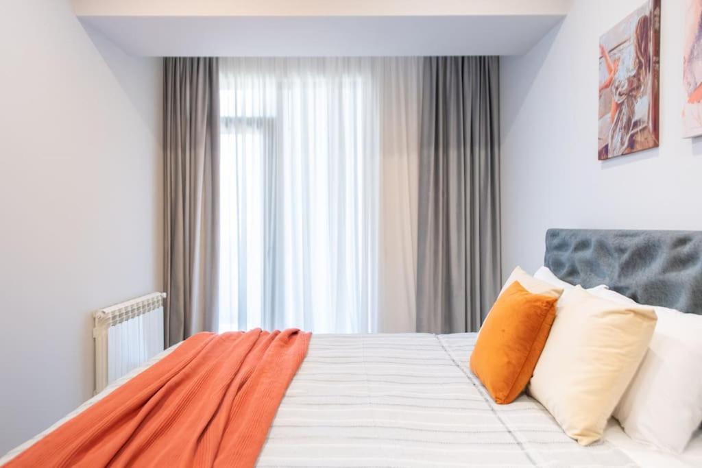 Gg -2br With Fantastic View To Tbilissi